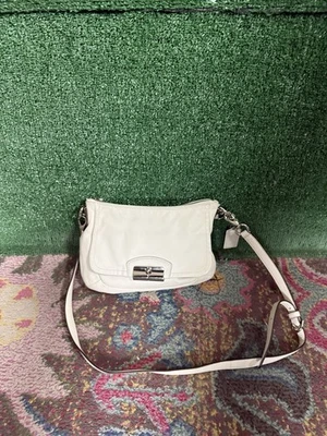Bolso de hombro Coach Kristin bandolera de cuero blanco F22308 Foto 1 de 4