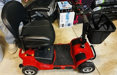 Adult Battery Powered Scooter - Image 1 of 4