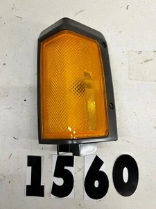 1986-1987 Nissan PU LH Front Side Marker Light #18-1422-00 - Picture 1 of 4