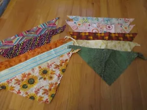 Set of 10 Seasonal Medium Dog Scarves New - Picture 1 of 7