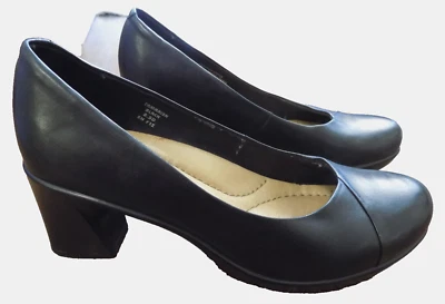 Earth Tamarack Pumps Black Leather Fiz 2.5" chunky Heels Comfort Sz 8.5 D EUC - Image 1 of 4