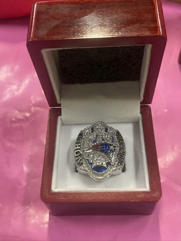 2018 New England Patriots Ring T.Brady World Champion Ring with Display Box(wf) Cover