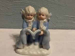 Collectible  Angels Figurine with Penguins - Picture 1 of 4