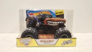 2015 1/24 Hot Wheels MONSTER JAM Truck Monster Mutt Rottweiler New Off-road Dog - Picture 1 of 6