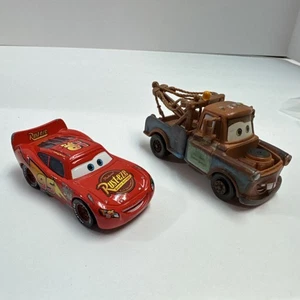 Lot of 2 - Disney Pixar Cars - Lightning McQueen & Tow Mater Vehicles - Picture 1 of 17