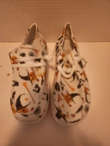  HALLOWEEN TENNIS SHOES JACK O LANTERN WITCH 7 - Picture 1 of 1