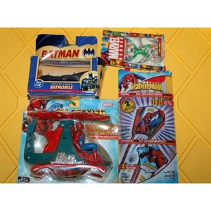 Marvel Spider-man Bump Go Helicóptero Cometa Corgi Batimóvil *DocOck no incluido A - Imagen 1 de 8