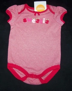 Gymboree brandneu Baby kurzer rot gestreifter "Sweetie" Body Gr. 3-6 Monate - Bild 1 von 1