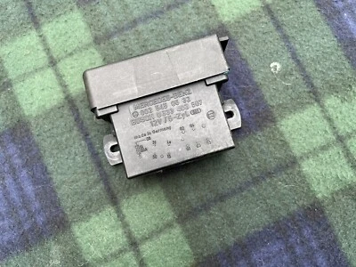 Реле свечи накаливания дизельного топлива Mercedes-Benz W123 3,0 л - Изображение 1 из 4