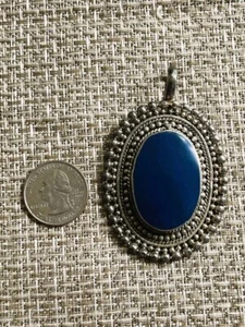 Elegante Vintage Pendant Large Oval Silver Toned with Blue Southwest Style - Picture 1 of 3
