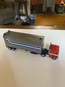 G1 Trafo Oldtimer 1984 Optimus Prime out of box mit Anhänger - Bild 1 von 13
