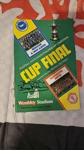1983 Fa Cup Final Programme & Replay Programme HAND Signed By Bryan Robson - Picture 1 of 3