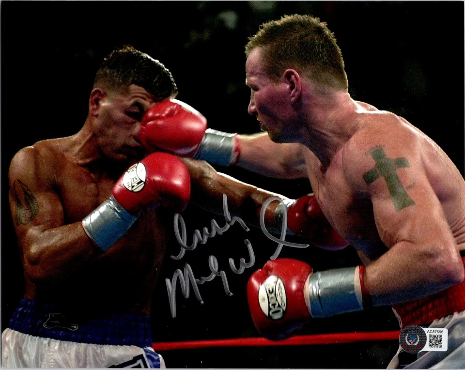 MICKY WARD SIGNED 8X10 PHOTO BECKETT BAS COA BOXING IRISH THE FIGHTER GATTI 14 - Image 1 of 1