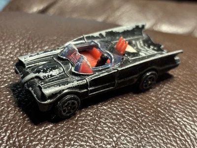 Batimóvil fundido a presión CORGI Juniors 1976 hecho en GT Gran Bretaña 1:64 con conducción Batman Foto 1 de 3