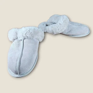 UGG Women's Gray Suede Sheepskin Shearling Scuff Slippers Size 8 - Picture 1 of 10