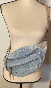 No Boundaries Denim Fanny Pack /Crossbody Front Zipper Pockets PH - Picture 1 of 5