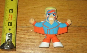 Figura de lucha libre PW Tees Sting Micro Brawler 2022 naranja edición limitada WWE AEW - Imagen 1 de 3