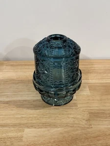 Vintage Indiana Glas Sterne & Stäbe Kolonial Rauchblau Lampe Kerzenhalter 6,5" - Bild 1 von 3