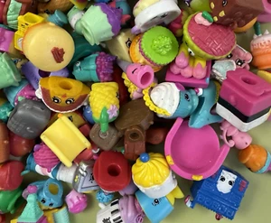 Shopkins 250 Pcs Season 1, 2, 3, 4, 5, 6, 7, 8 Assorted Lot 2.8 Lbs Grab Bag - Picture 1 of 9
