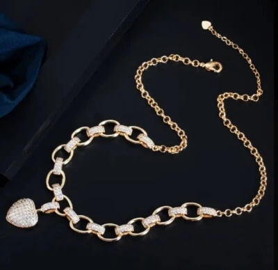 Goldene Damen Halskette mit Herz Anhänger & Strasssteinen- Modeschmuck - Bild 1 von 4