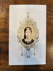 Antique picture of a woman with a fancy matting vintage collectable - Picture 1 of 2