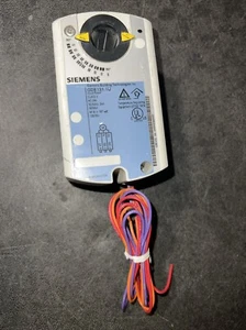Siemens GDE131.1U Air Damper Actuator - Picture 1 of 5