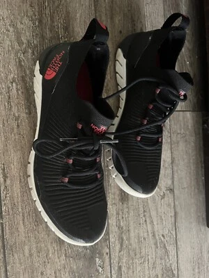 Zapatos para correr The North Face Oscillate para mujer Trail negros grises talla 10 usados Foto 1 de 3