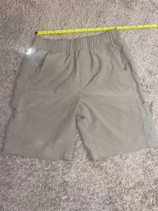 Magellan Fish Gear Youth Medium Tan Shorts - Picture 1 of 6