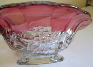 Large Embossed Fruit FOOTED GLASS BOWL Cranberry Edge 11.5" wide EUC - Picture 1 of 6