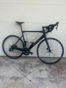 2018 BMC Teammachine Disc SLR 02 Two, Size 58. Carbon Fiber Road Bike. - Picture 1 of 1
