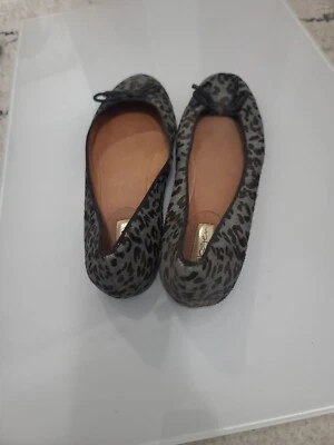 Halogen Leopard Print Flats Women's Shoes Size 8 - Image 1 of 4