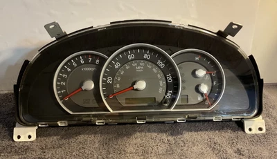 Приборный спидометр кластер 07 08 KIA Sorento #94011-3E231 - Изображение 1 из 4