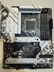 ASRock X670E Steel Legend AM5 ATX AMD scheda madre - Foto 1 di 1