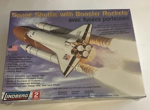 Lindberg 1:200 scale Space Shuttle with Boosters Model Kit Skill Level 2 - Picture 1 of 7