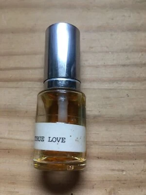 True Love Elizabeth Arden para mujer No. 18 Perfumes ***Leer Foto 1 de 2