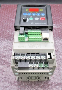 Allen Bradley 22A-D6P0N104 SER A PowerFlex AC Antrieb 2,2 kW/3,0 PS, 7,5 A *NEU* - Bild 1 von 7