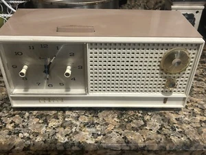 Vintage Zenith Tube Radio Clock Memory Timer Alarm AM 1950s Retro Tested VIDEO - Picture 1 of 11