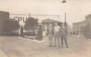 J81/ Chattanooga Tennessee Postcard RPPC c1930s Spur Gas Service Station 250 - Picture 1 of 4