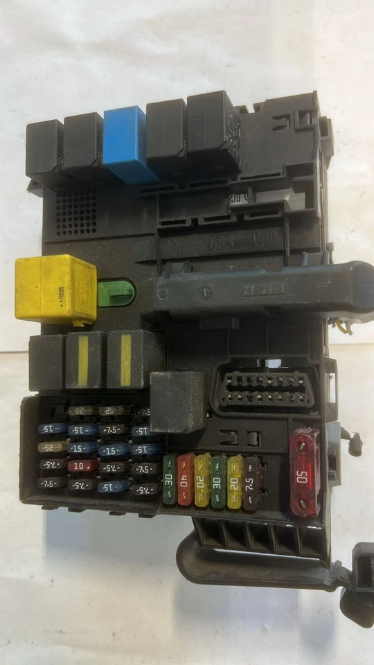 BODY COMPUTER PER SMART ForTwo Cabrio (W450) 0001683v001 13 (98>03) - Immagine 1 di 1