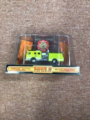 Code 3 Seagrave Pumper - Los Angeles No.51 (02450-0051) - Image 1 of 3