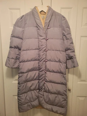 VTG BILL BLASS European Down Puffer Coat Size 8  Lilac  Long Belted Quilted - Image 1 of 4