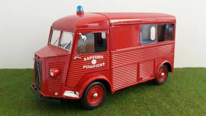 CITROËN HY POMPIERS type H au 1/21 no 1/18 SOLIDO 8207 voiture miniature - Foto 1 di 8