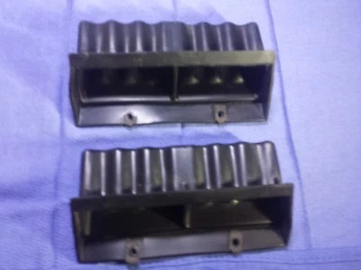 Chevrolet Camaro 1970-1972 consola central cinturón de seguridad bolsillos inserciones ¡paquete de 2! OEM Foto 1 de 3