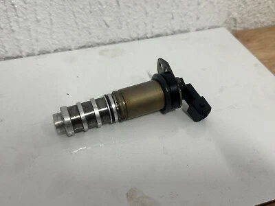 Válvula solenóide atuador eixo de cames 7585776 BMW M135i M235i 335i 435i - Imagem 1 de 2
