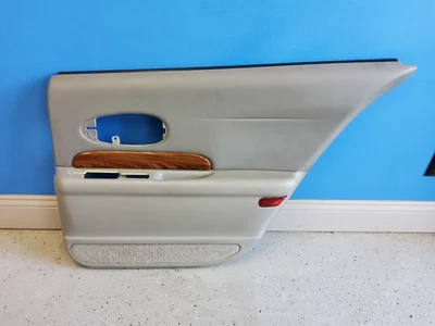 Panel de puerta trasera derecha pasajero Buick Lesabre 2000-2005 gris personalizado fabricante de equipos originales A Foto 1 de 4