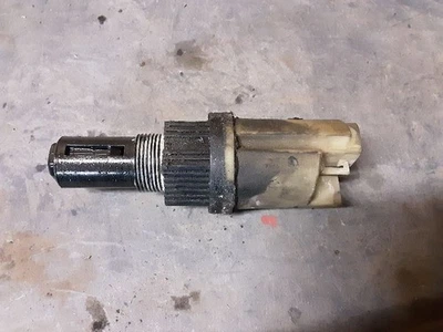 2009 Chevrolet Silverado 1500 4x4 Axle Actuator 783542 - Изображение 1 из 4