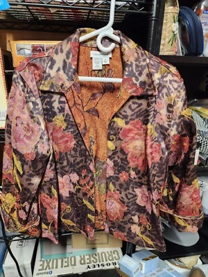Chaqueta Coldwater Creek Reversible Tapiz Floral Estampado Animal Mediana Foto 1 de 4