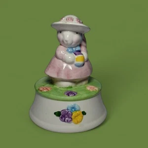 Vintage Music Box Bunny Rabbit Plays Easter Parade 4.5" Spring Collectible - Picture 1 of 10