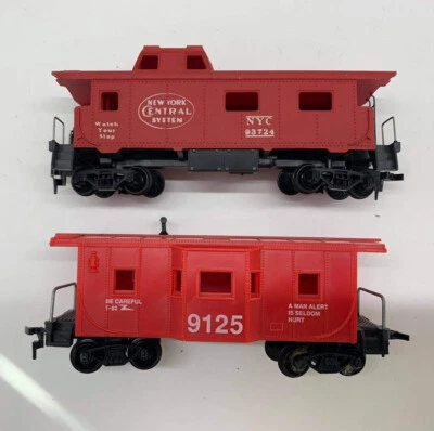 HO Scale Caboose New York Central System NYC 93724 /Man Alert Seldom Hurt 9125 - Image 1 of 4