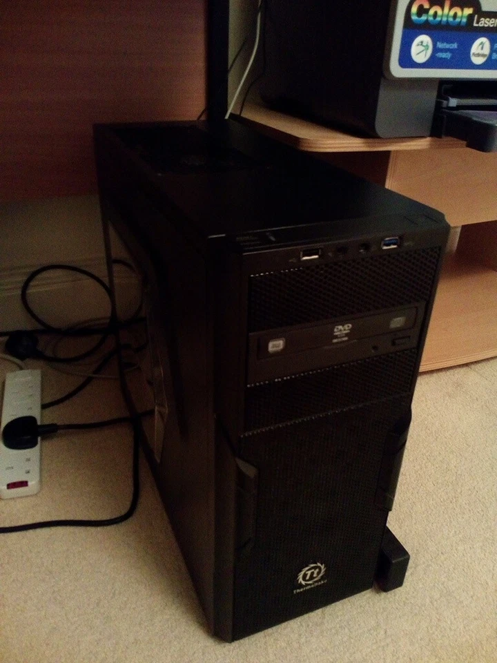 i9 9900k desktop pc, 16GB RAM, 240GB SSD, Water Cooled, Aorus Pro WIFI - Image 1 of 1